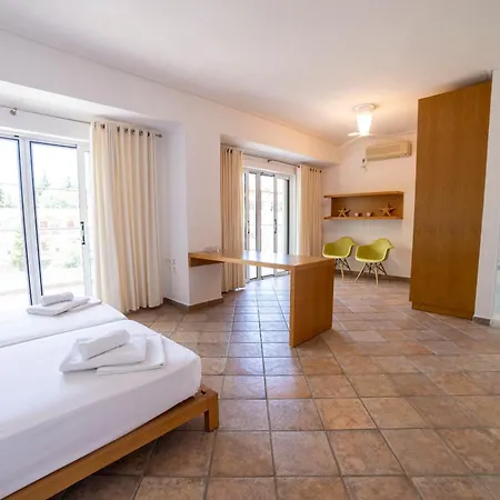 Felicia Dream House *