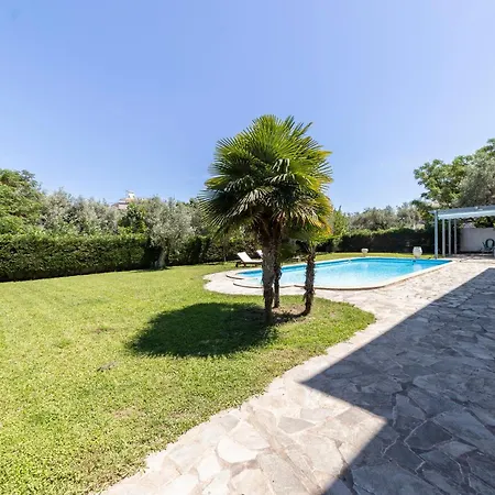 Felicia Dream House Hébergement de vacances Kamena Vourla