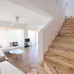 Felicia Dream House *