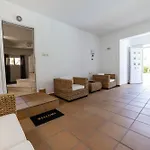 Felicia Dream House קמנה וורלה