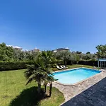 בית נופש Felicia Dream House קמנה וורלה