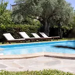 Felicia Dream House كامينا فورلا