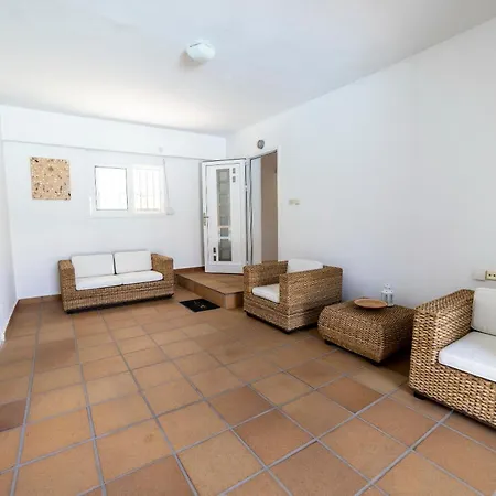 Felicia Dream House Casa de Férias Kamena Vourla