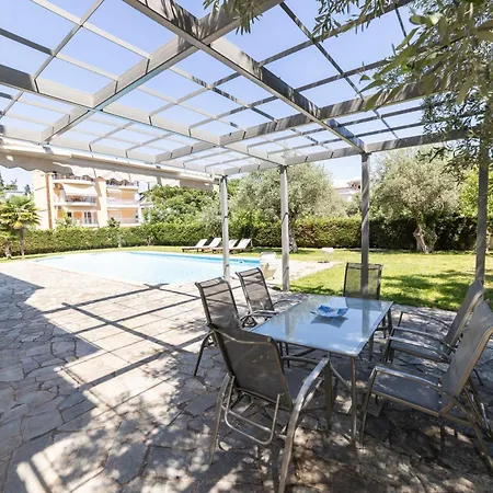 Felicia Dream House Ferienhaus Kamena Vourla